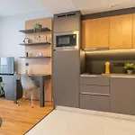 City Pop Prague Aparthotel 4* Praga