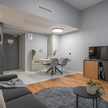 City Pop Prague Aparthotel Apartahotel 4*