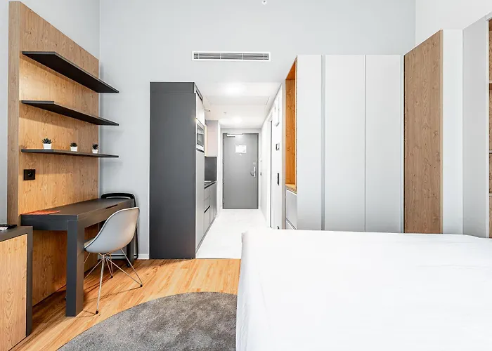 Pop 2night - Self Check-in 4* براغ
