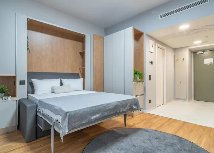 Pop 2night - Self Check-in Πράγα