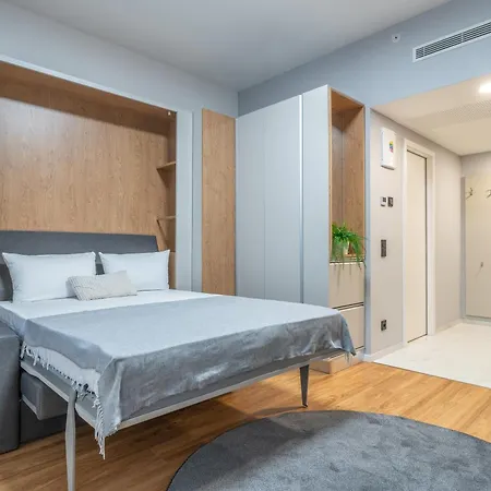 City Pop Prague Aparthotel Prag