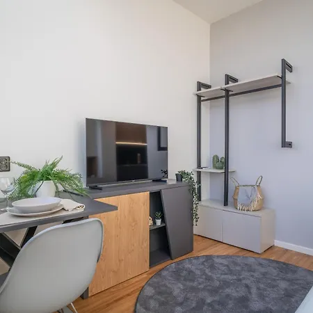 City Pop Prague Aparthotel Lejlighedshotel 4*