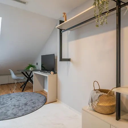 City Pop Prague Aparthotel