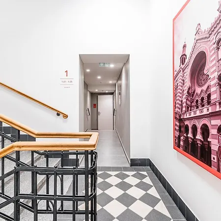 City Pop Prague Aparthotel Lejlighedshotel Prag