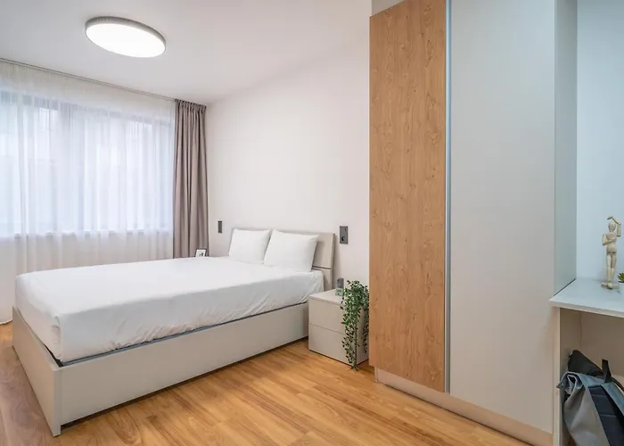 Hotel apartamentowy Pop 2night - Self Check-in Praga