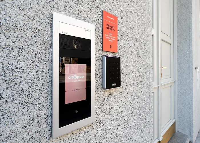 Pop 2night - Self Check-in 4* Prague